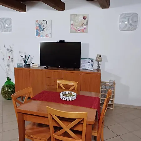Holiday home Il Vicolo House Santa Rufina